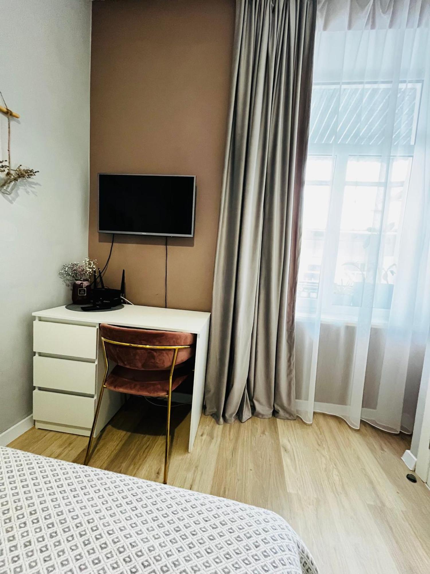 Iren Smart Apartment Leópolis Exterior foto