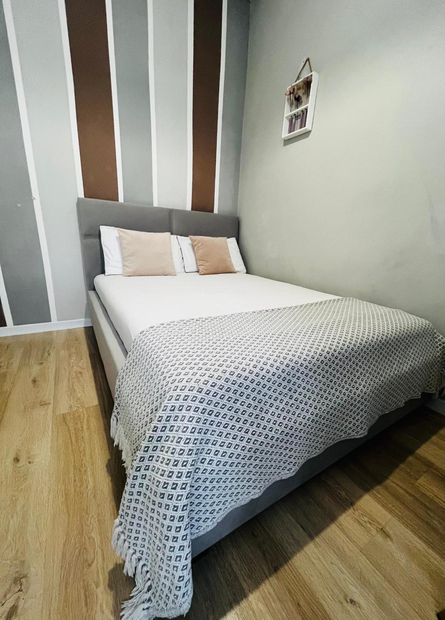 Iren Smart Apartment Leópolis Exterior foto
