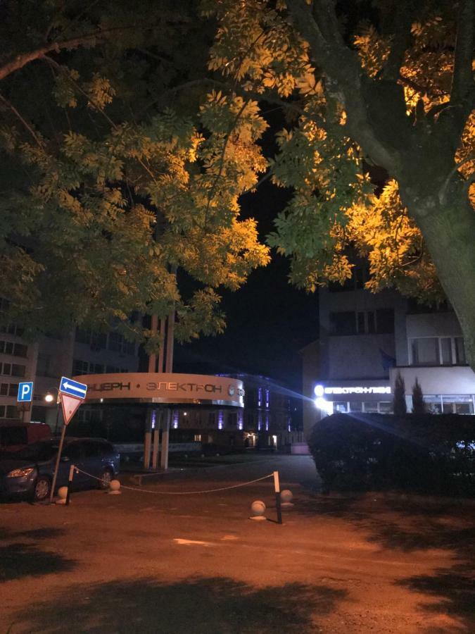 Iren Smart Apartment Leópolis Exterior foto